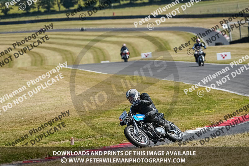 cadwell park;cadwell park photographs;cadwell trackday photographs;enduro digital images;event digital images;eventdigitalimages;peter wileman photography;racing digital images;trackday digital images;trackday photos